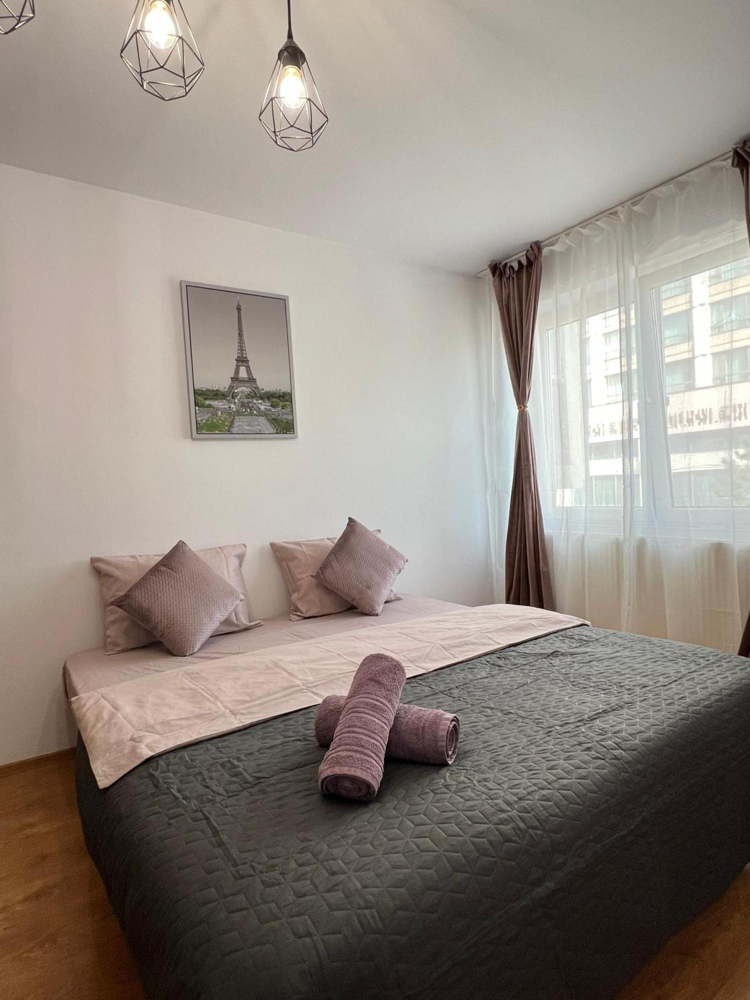 יאשי 2 Rooms Apartment City Center מראה חיצוני תמונה