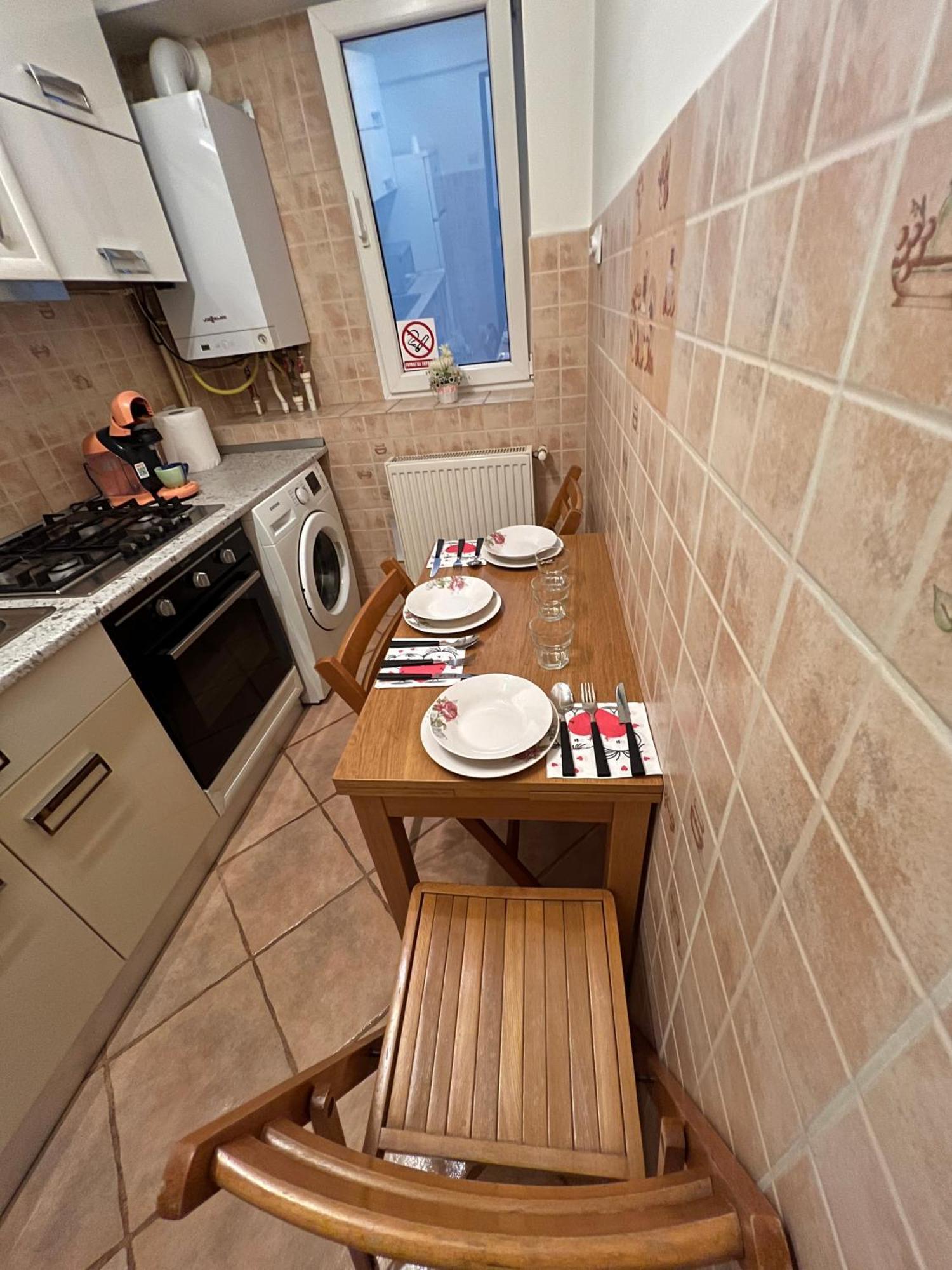 יאשי 2 Rooms Apartment City Center מראה חיצוני תמונה